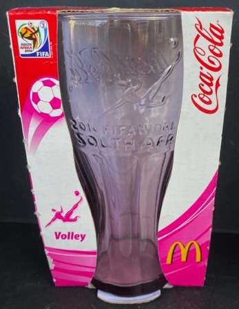 307019-2 € 4,00 coca cola glas mac dondals volley kleur rose.jpeg